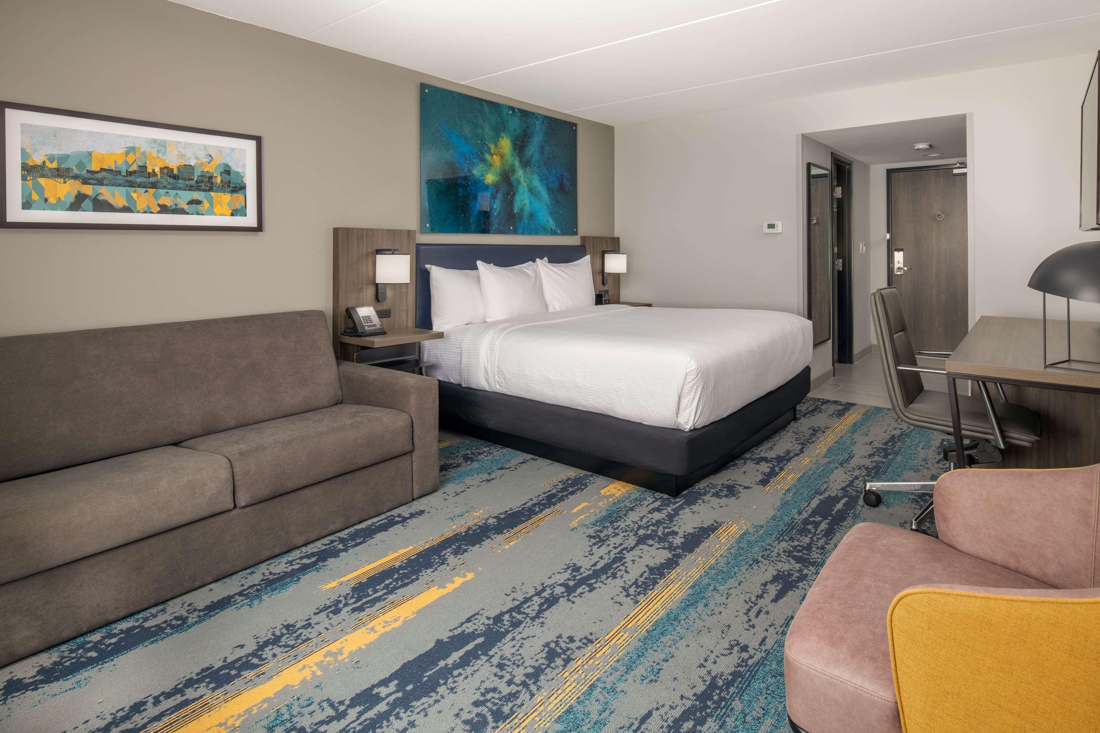 La Quinta Inn & Suites By Wyndham Spokane Downtown Buitenkant foto